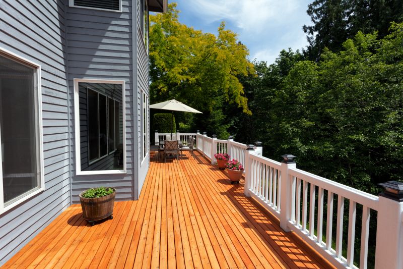 Spacious Outdoor Deck