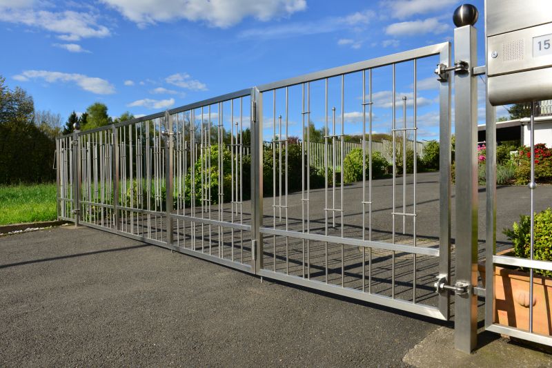 Steel Fence Construction in South Houston, TX