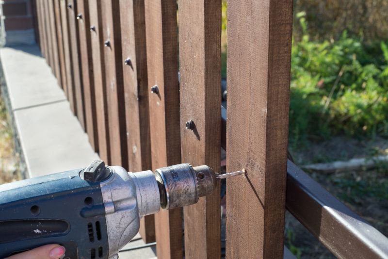 Wood Fence Construction in Pearland, TX